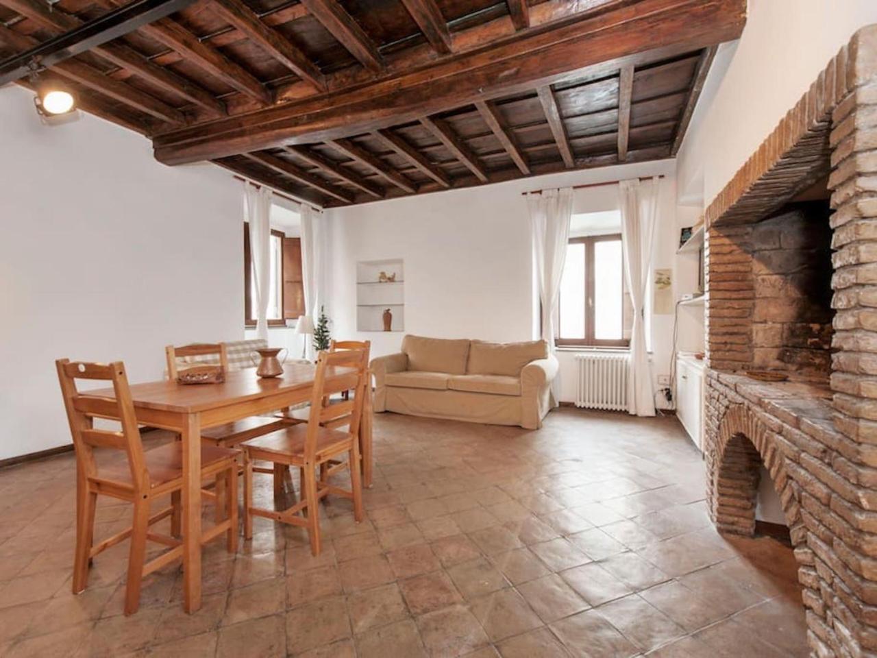 Casa Flaminia Al Colosseo Lägenhet Rom